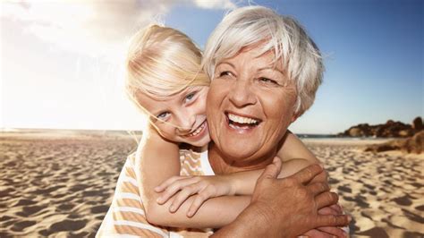 Oma und Mama ficken jungen Typ